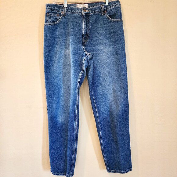 Red Tab Levi Strauss Denim - Vintage Levi Strauss Relaxed Fit Tapered Leg Medium Wash Women's Jeans Pants